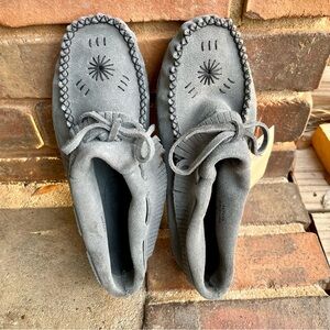 Stylish Gray Suede Moccasin Ankle Booties